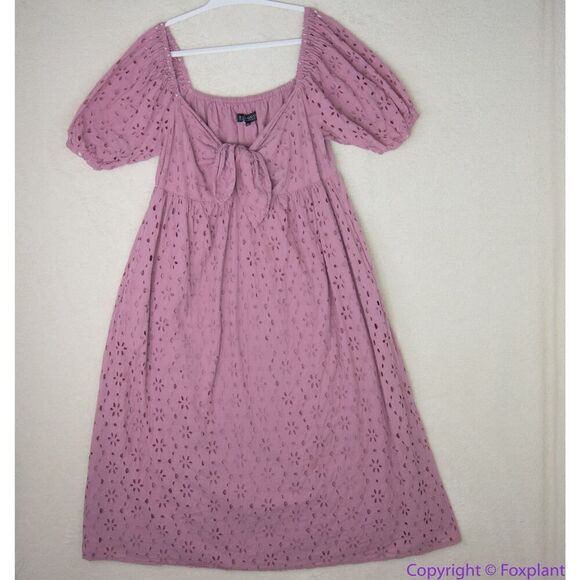 Eloquii Eyelet‎ Tie Front Maxi Dress, 16 - Picture 3 of 16